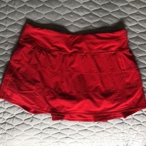 Lululemon Mid-Rise Pace Rival Skirt